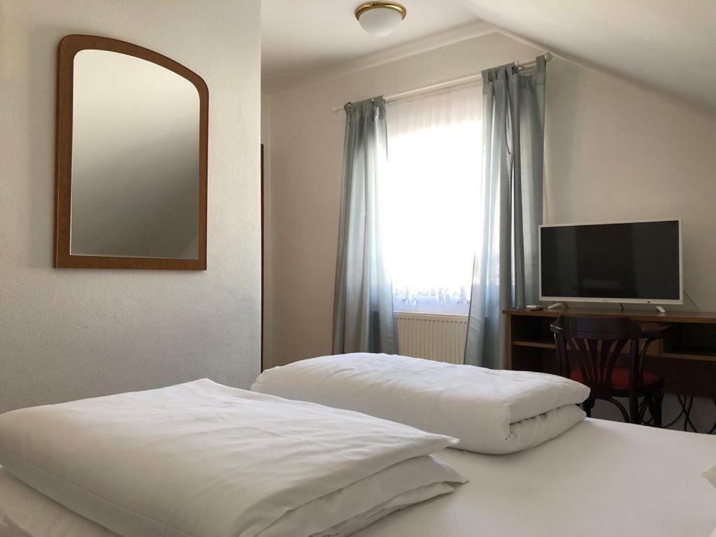 Hard Rock Rooms For Two Livno Esterno foto
