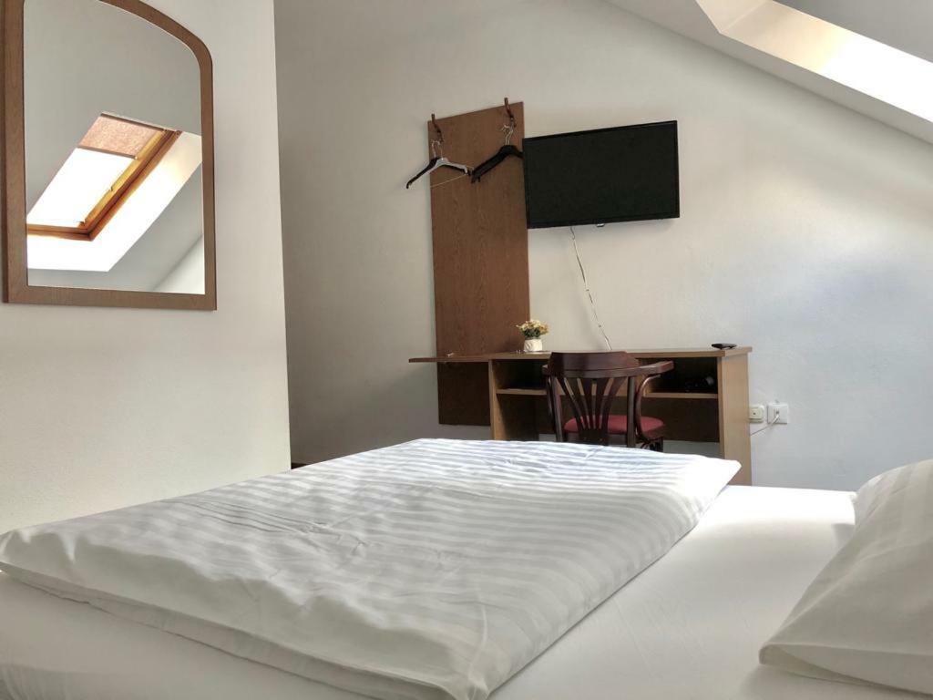 Hard Rock Rooms For Two Livno Esterno foto